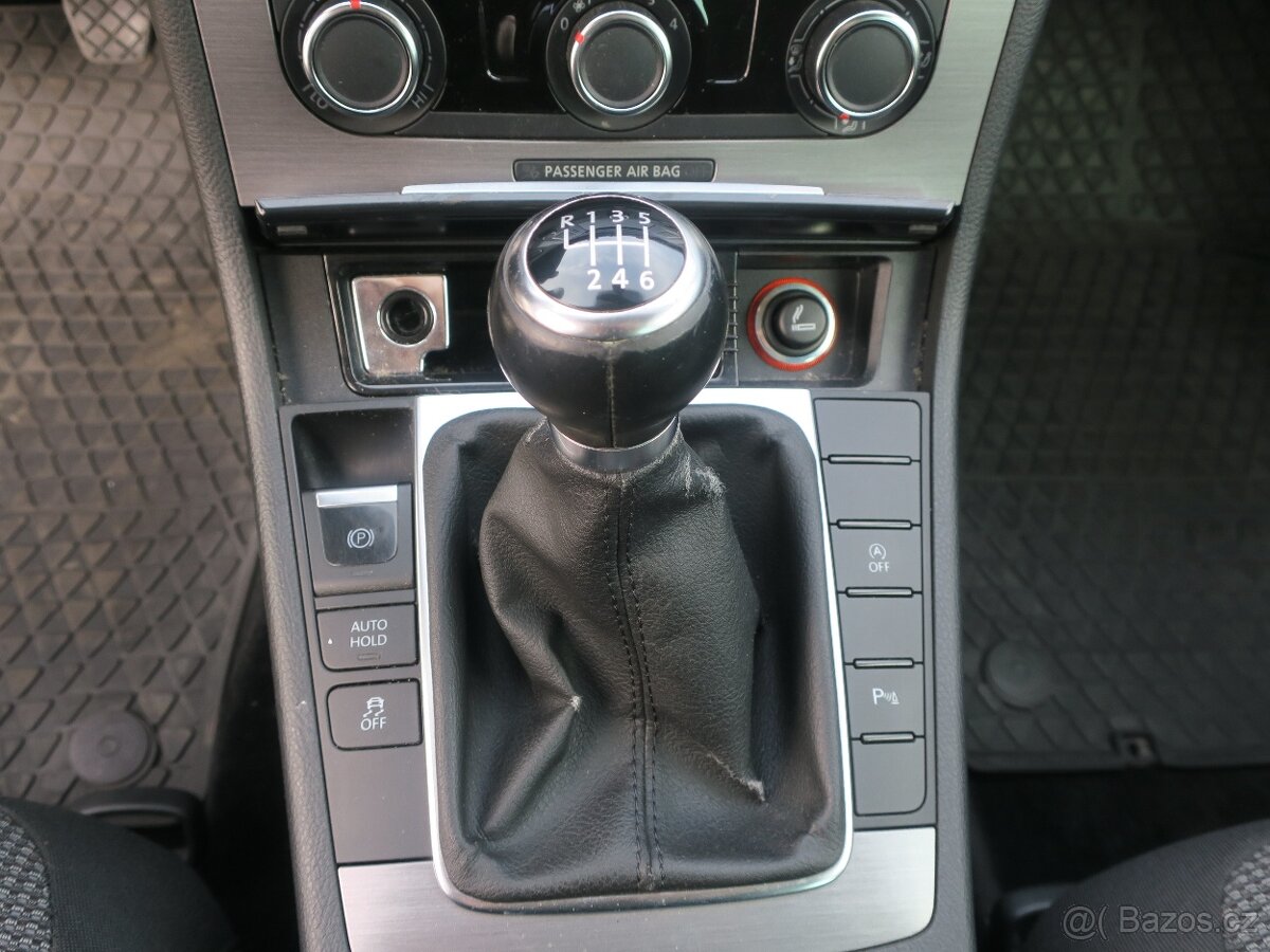 Volkswagen Passat Variant 1.4 TSi 90 kW - 13