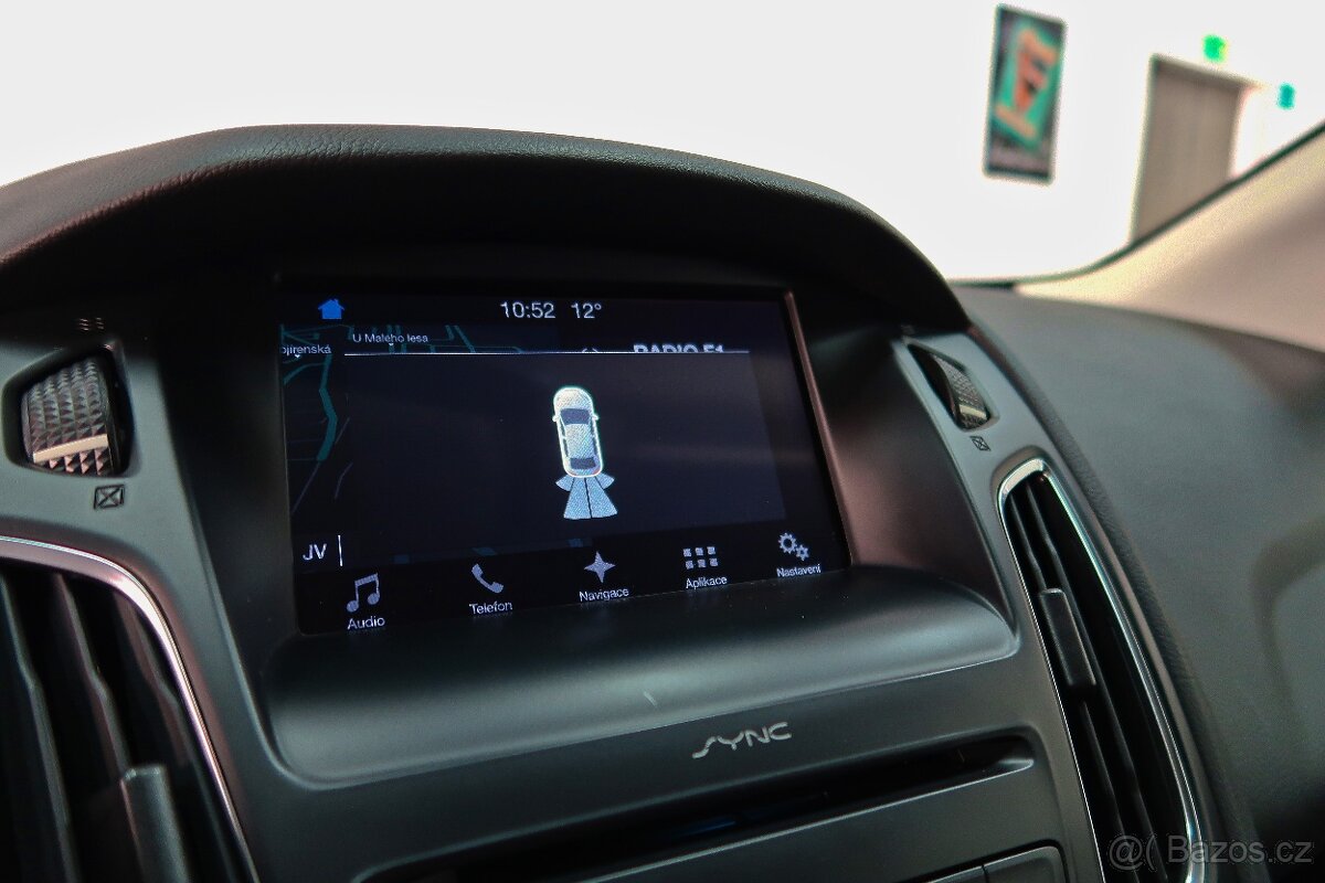 Ford Focus 1.5 TDCi 88kW,Cool&Connect,ZÁRUKA,Serviska,2xkola - 13