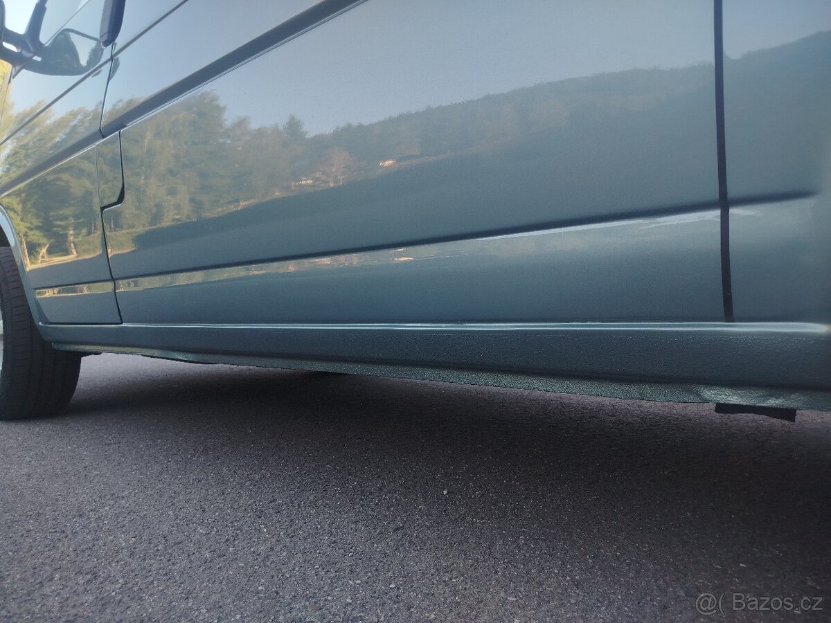 VW Caravelle 2.5 TDI AXL Syncro - 13