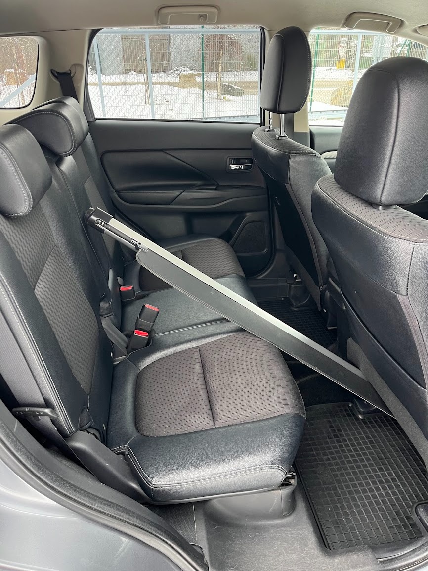 Mitsubishi Outlander, 2.2 D, automat, 4x4, 1.majitel - 13