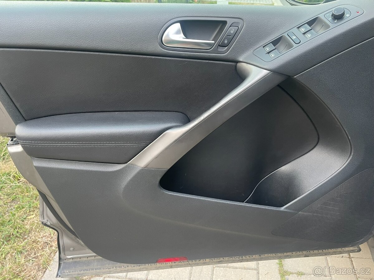 Volkswagen Tiguan 2.0TDi 4x4 kamera ROZVODY PANORAMA - 13