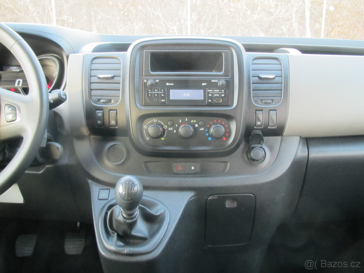 Renault Trafic 8 Míst - 13