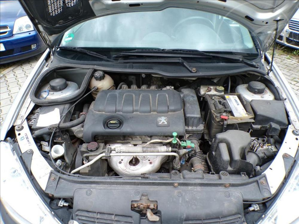 Peugeot 206 1,4 16V - 13
