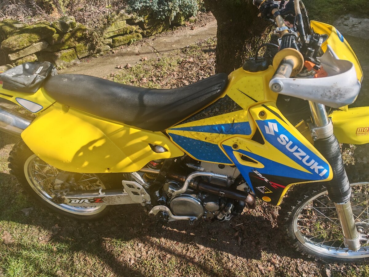 Suzuki DRZ 400 - 13