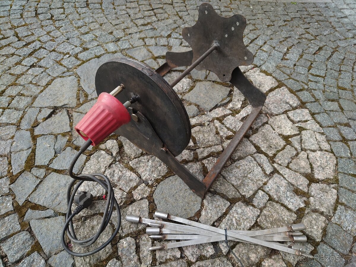 Udírna / gril Gugriz Stojtex - 13