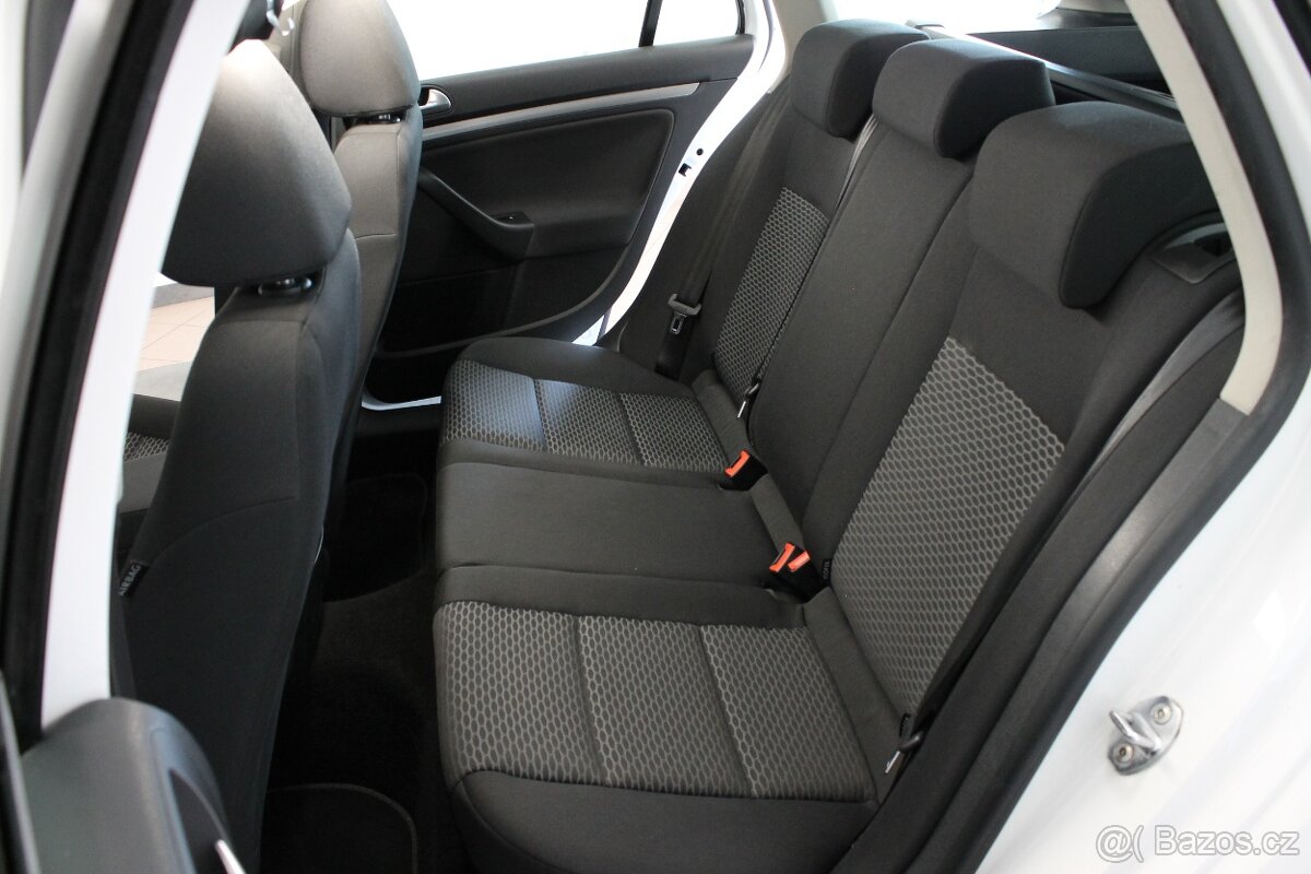 Volkswagen Golf, 1.6 TDI 77kW TRENDLINE,S.KNIHA - 13