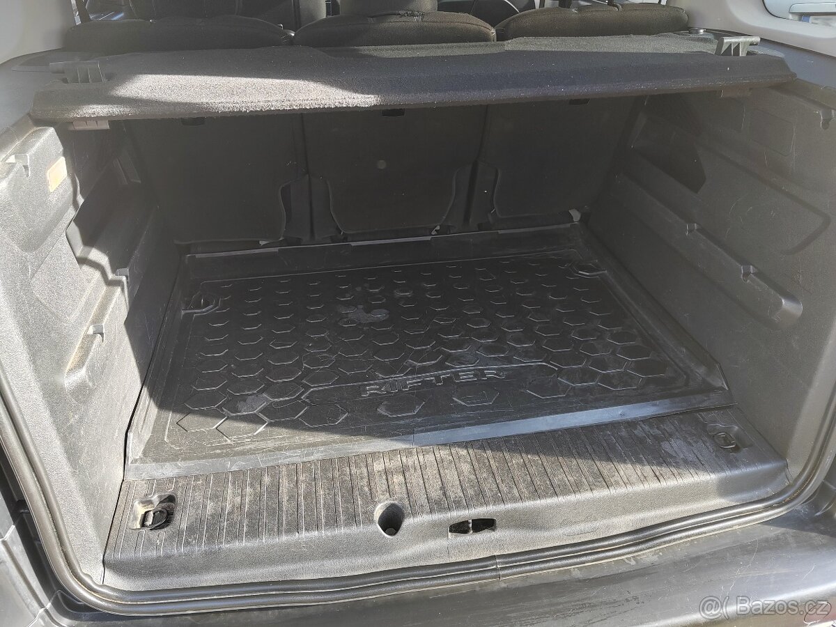 Peugeot Rifter 1.5 HDi 96kw GT line Bronzová barva - 13