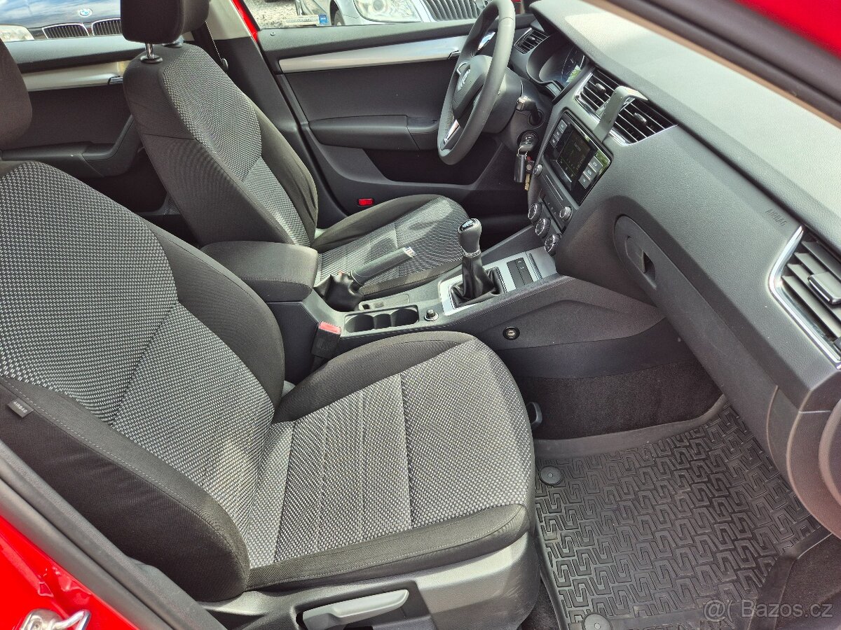 Škoda Octavia III,Combi,1.6TDi,81KW,KOUPENO V ČR,R.V.2015 - 13