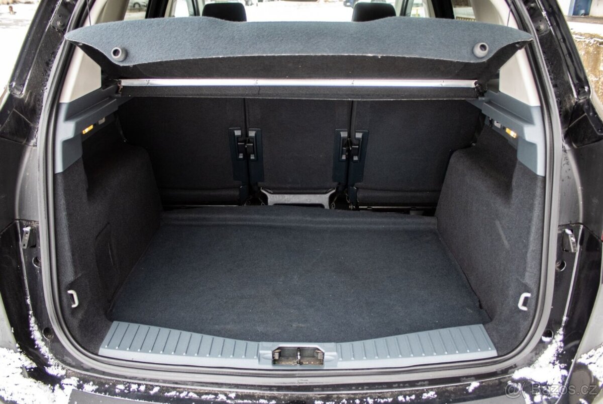 Ford C-Max 2.0 Titanium - 13