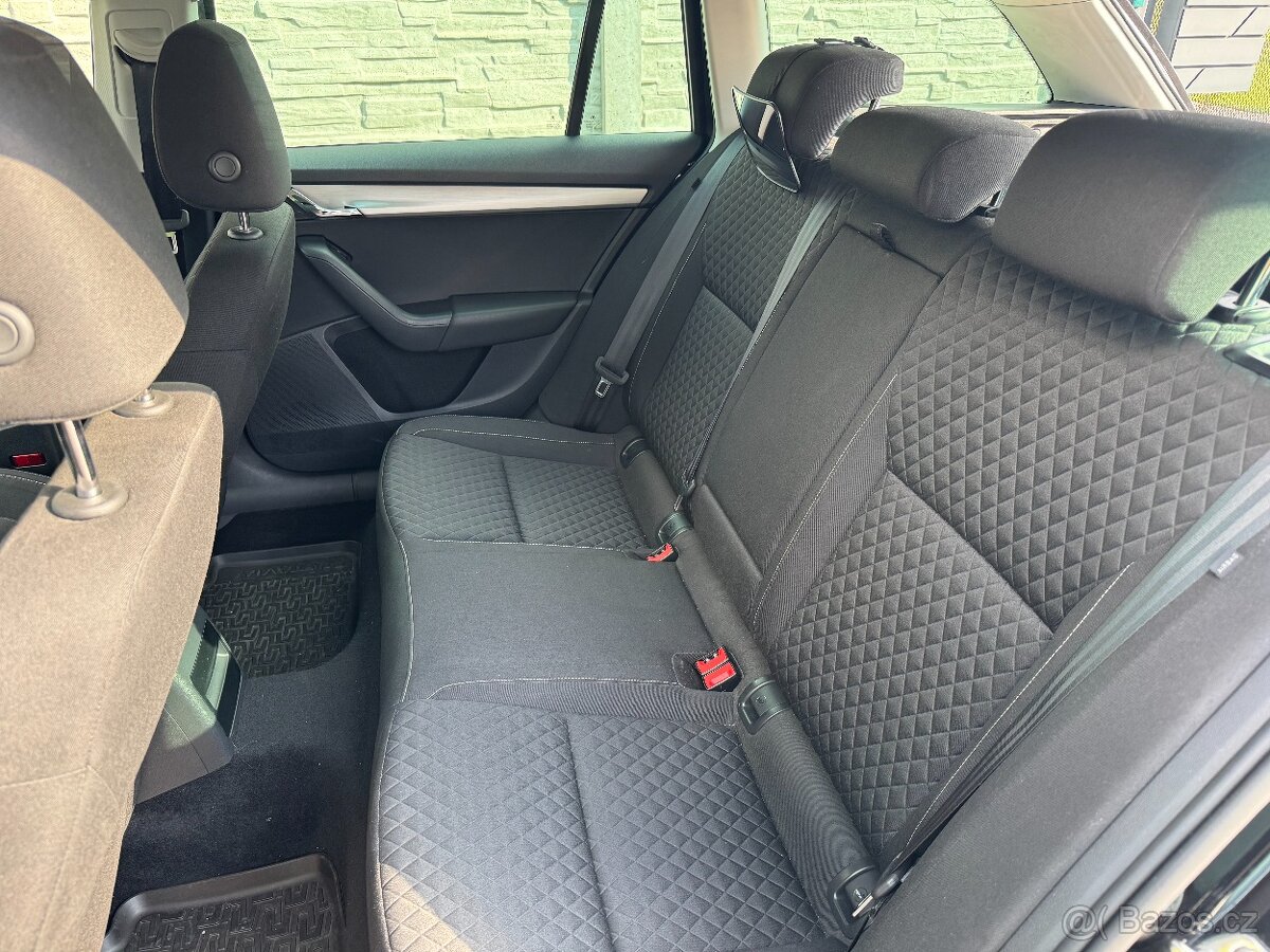 Škoda Octavia Combi 2.0 TDI 110 kW - 13