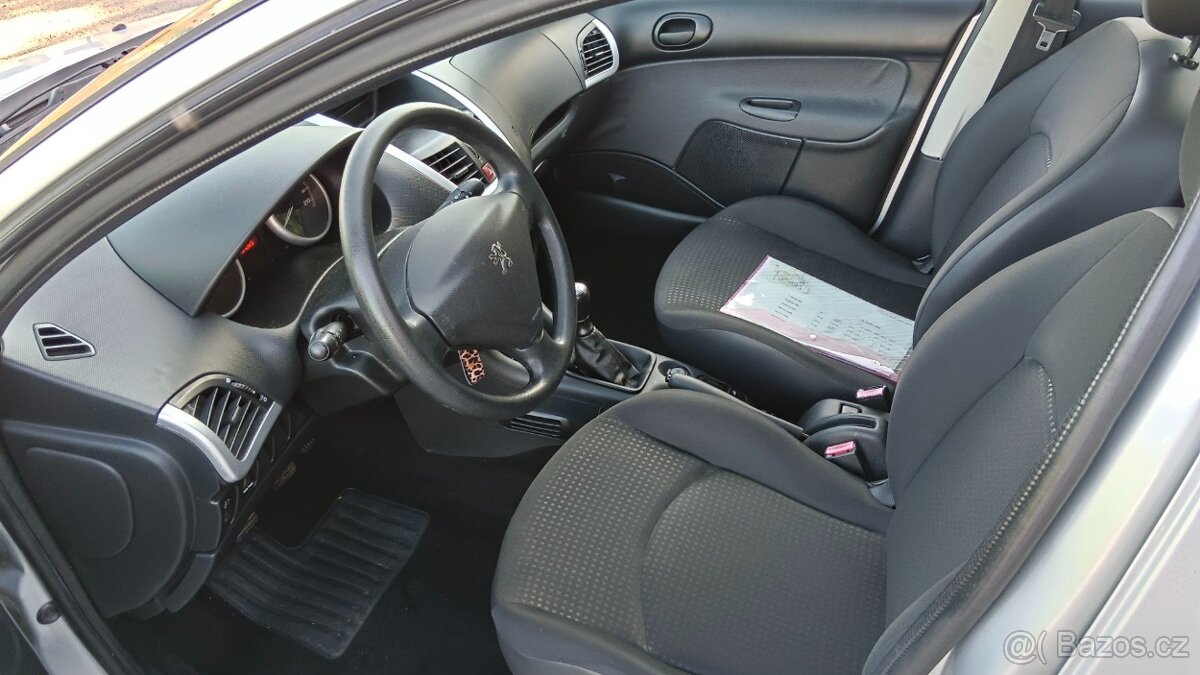 Peugeot 206 +1.4 55 KW - 13