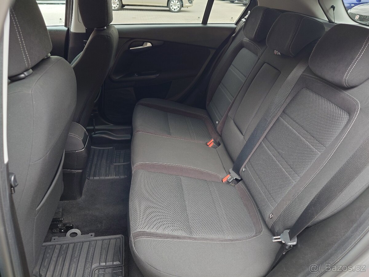 Fiat Tipo 2016 1.4 T-Jet 88 kW - Lounge - 13