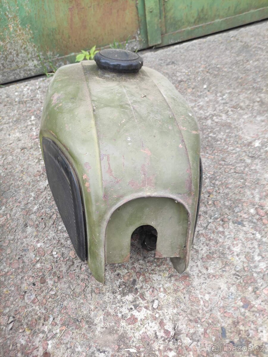 Nádrž K750 K650 K750M MT9 MV750 MB750 Dněpr Ural - 13