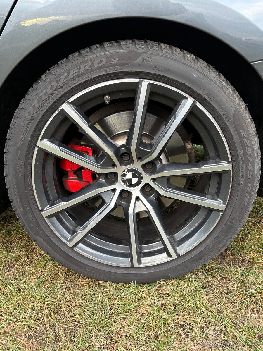 BMW G20 330ix 2021r - 13