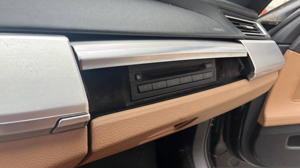 BMW 7 4,4 V8 32V Bi-Turbo - 13