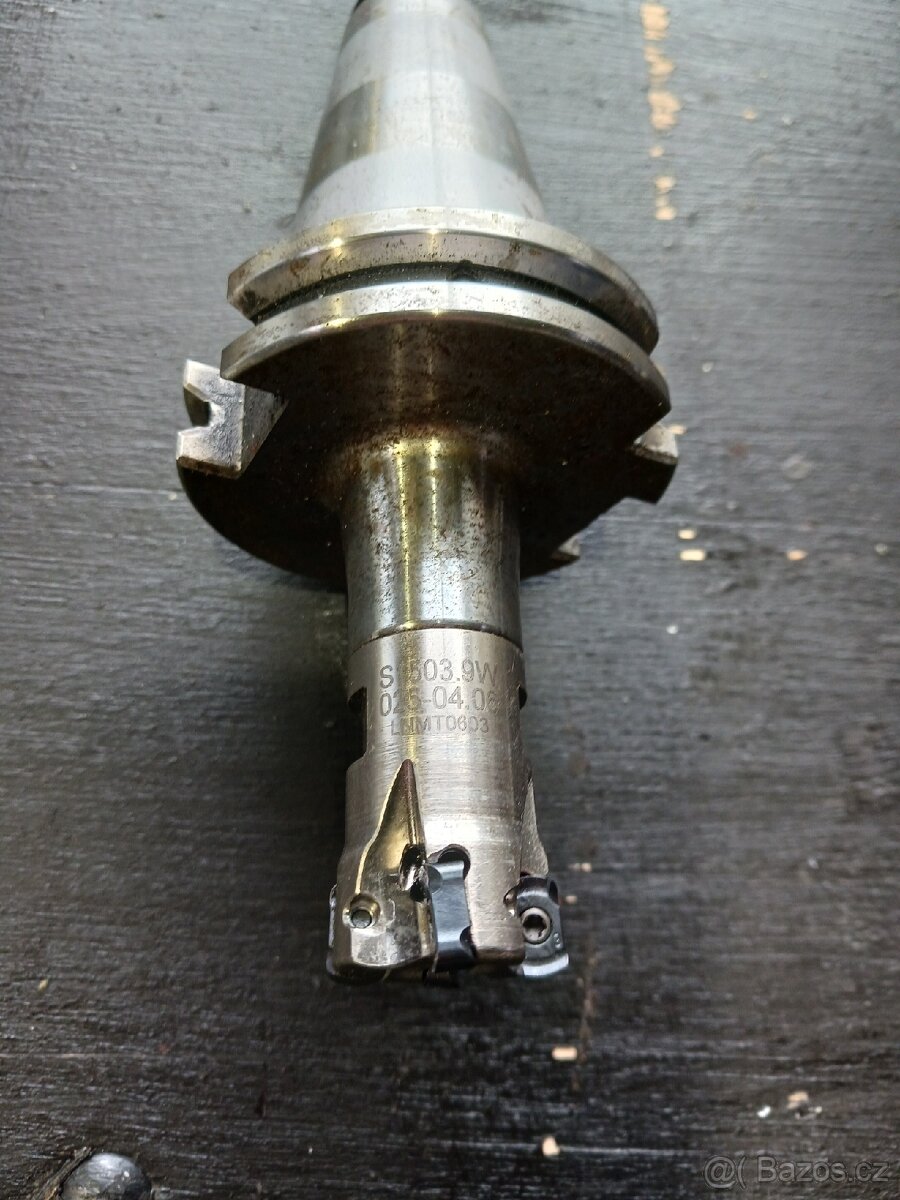 Fréza s vyměnitelnými destičkami - 13