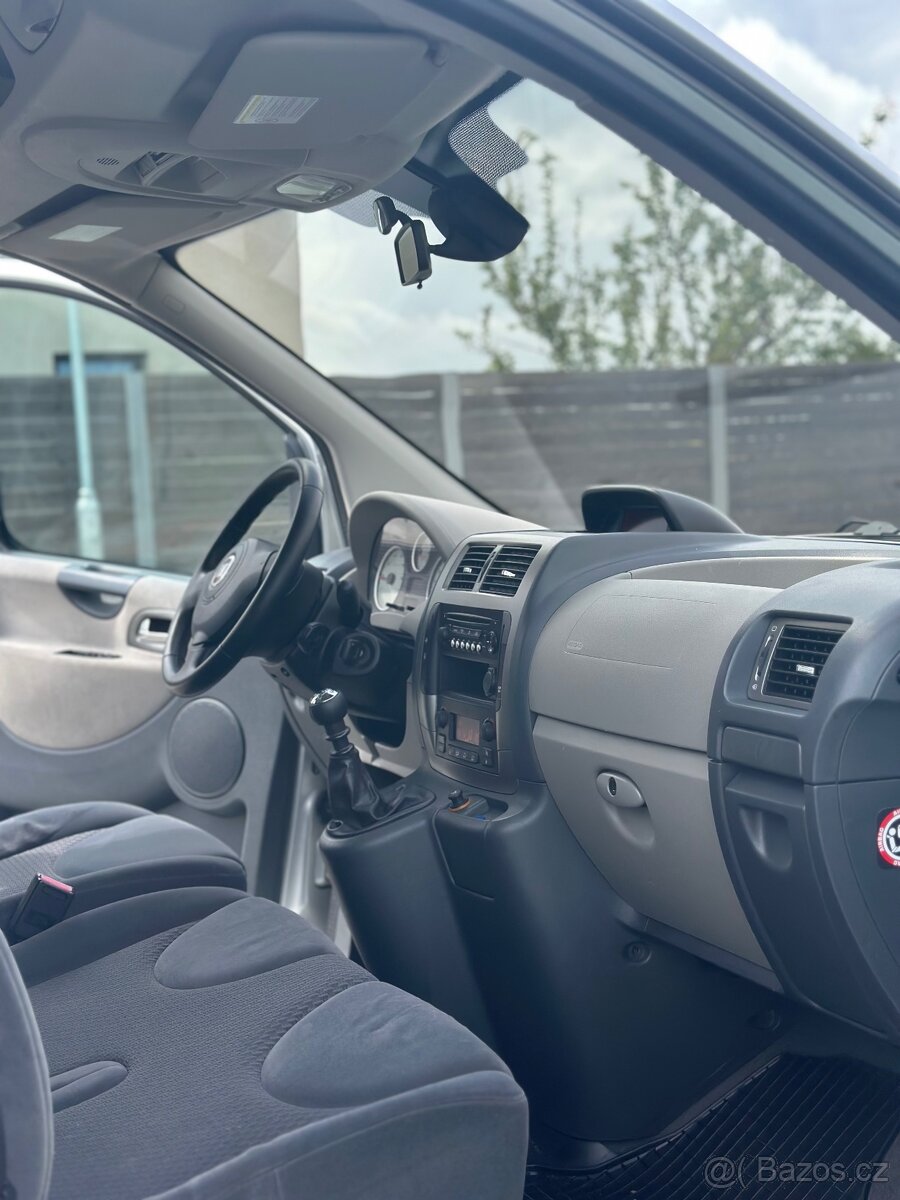 Fiat Scudo 2.0 Nafta 120 KW 2012 Rok - 13