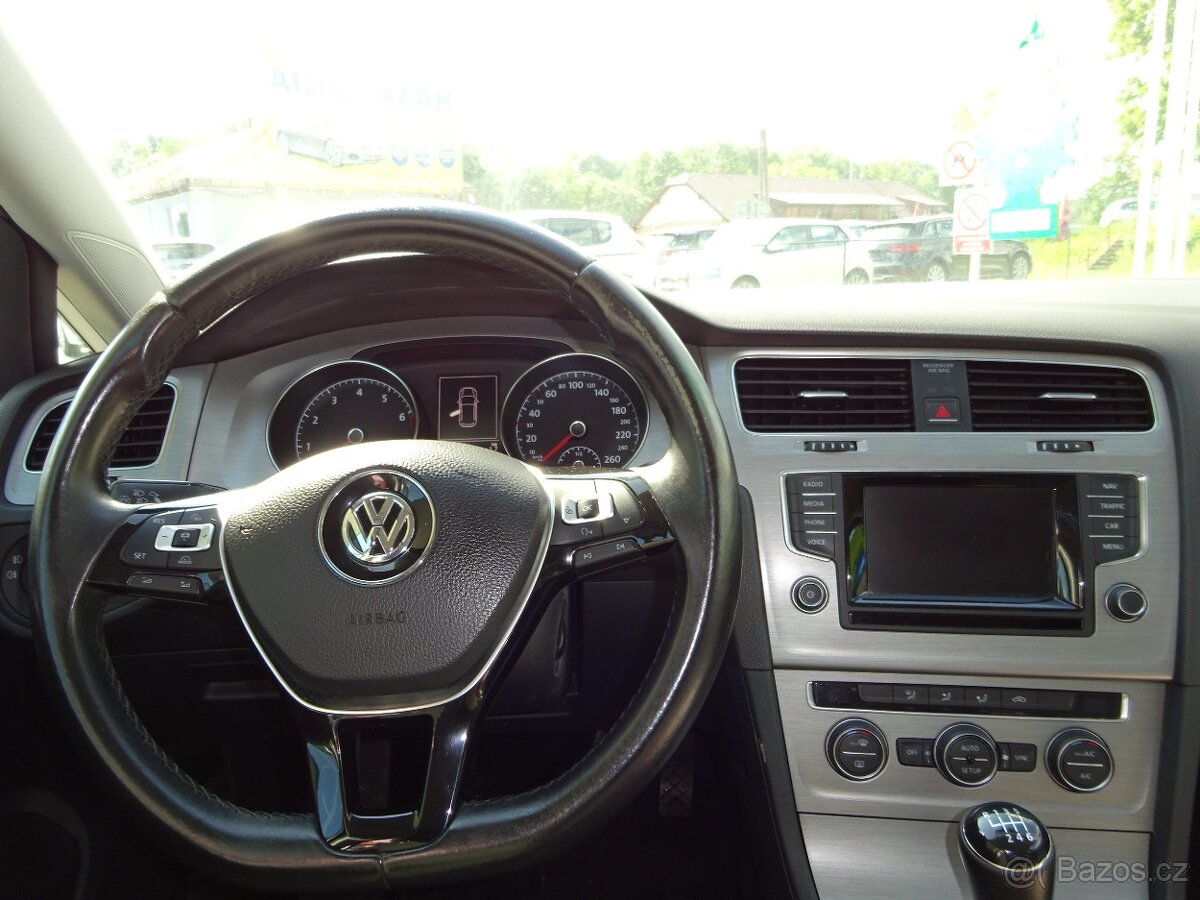 Volkswagen Golf 1,2 TSI - 13