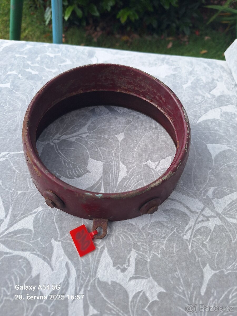 rámeček asi škoda spartak octavia - 13