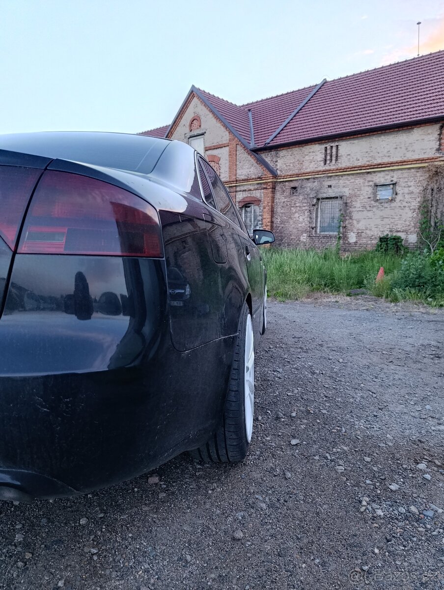 Audi a4 b7 2.0tdi quattro S-Line - 13