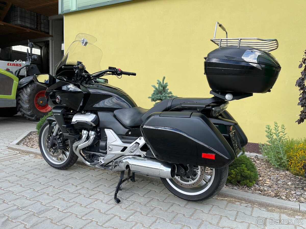 Honda CTX 1300 - 13