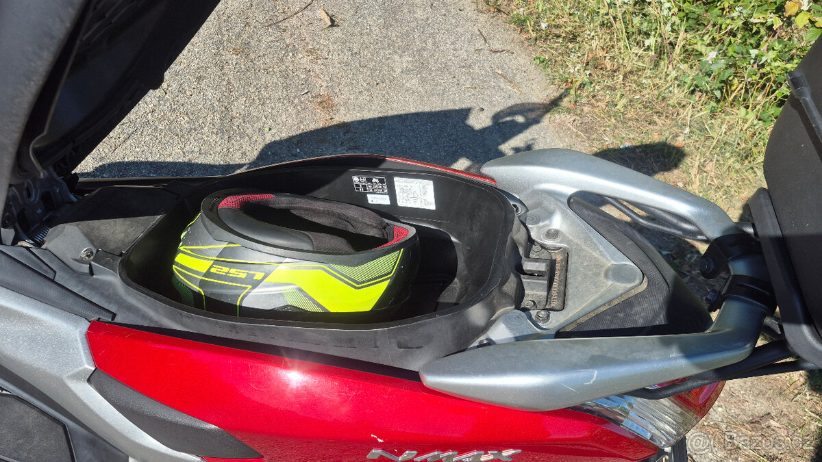 Yamaha Nmax 125 - 13