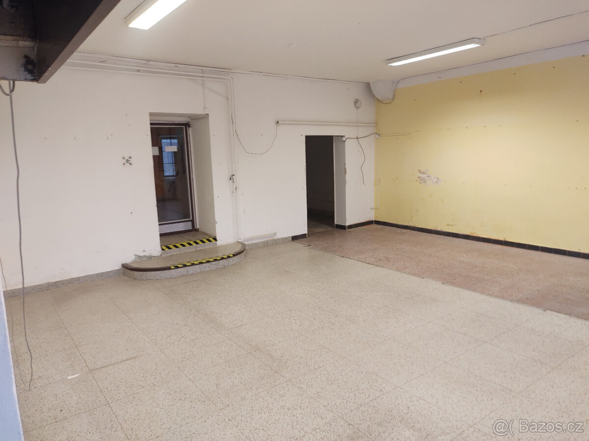 Pronájem obchodu Svitavy - 13