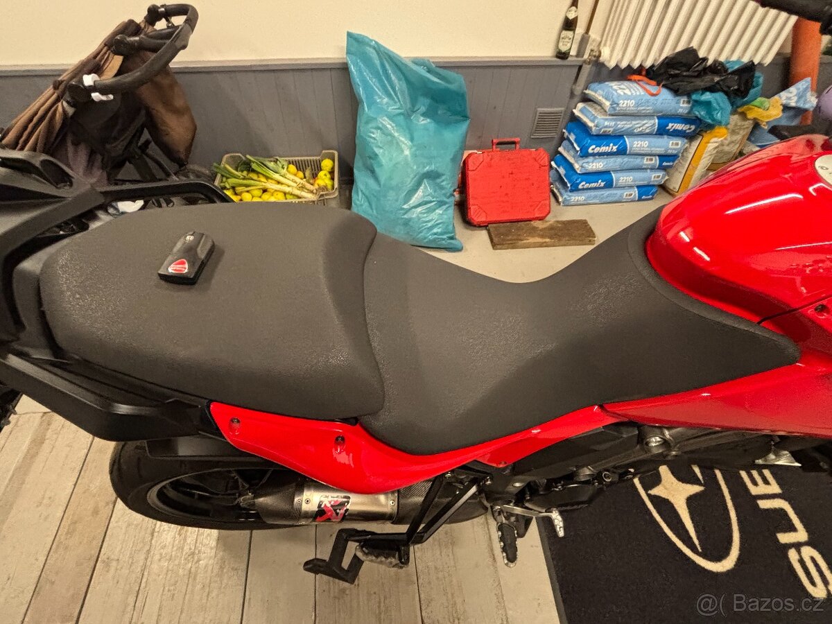 Ducati Multistrada 1200S - 13