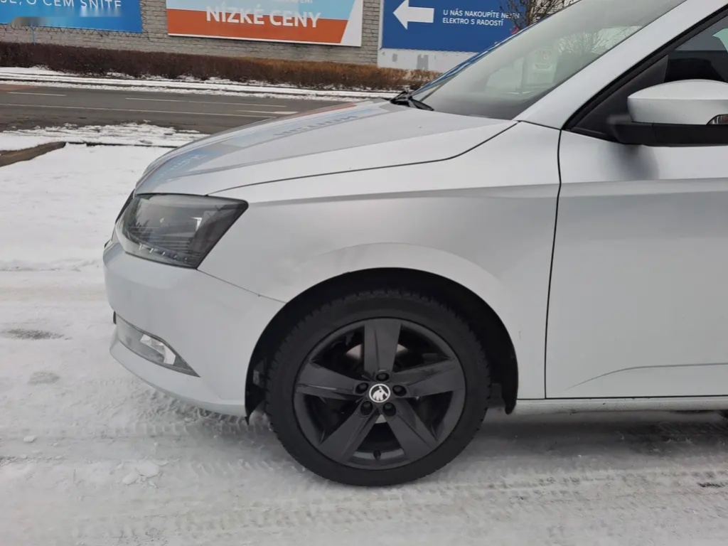 Škoda Fabia, 1.2TSI STYLE+ VELMI PĚKNÁ. - 13