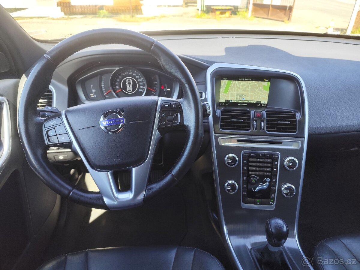 Volvo XC60.AWD.2.4D.140kw.R.V.1/2016.STK 5/2028 - 13