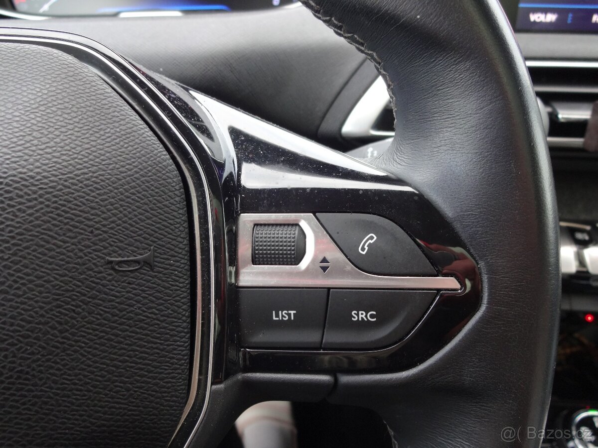 Peugeot 3008 1.2 PureTech 96 kW - 13