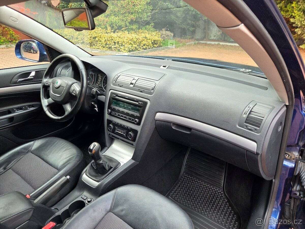 Škoda Octavia 2.0 TDI 103kW Elegance 4x4,serviska - 13