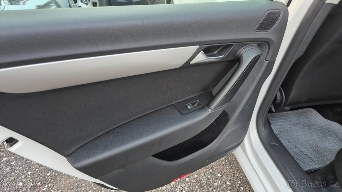 Volkswagen Passat, 2.0 TDI - 13