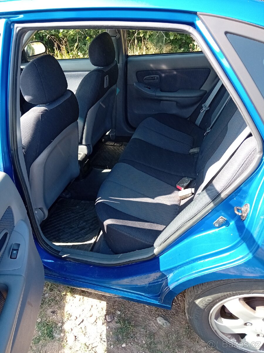 Hyundai Elantra - 13