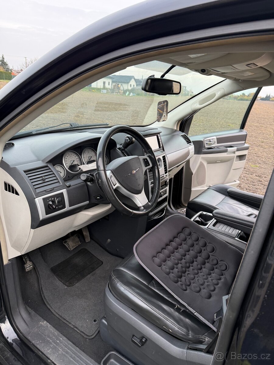 Chrysler Grand Voyager 2.8 CRD 120 kW - 13