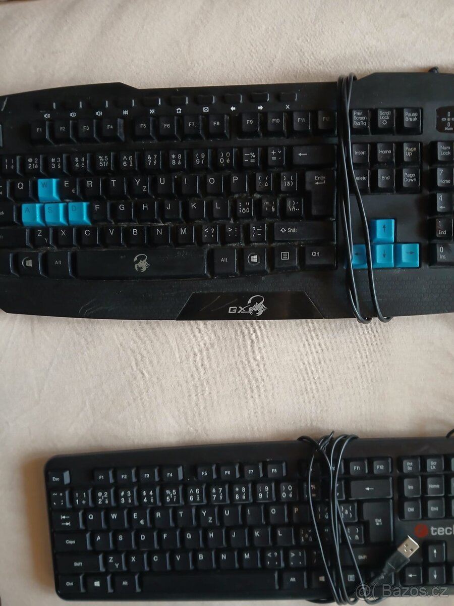 Herní klávesnice – 4 ks, RGB, plně funkční - 13