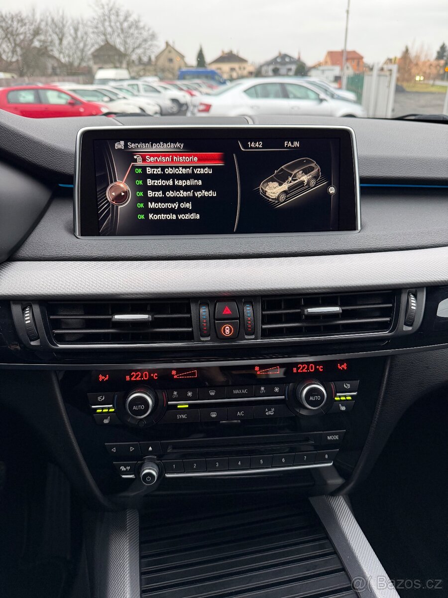 BMW X5, 3.0d M-Paket TAŽNÉ ČR DPH - 13