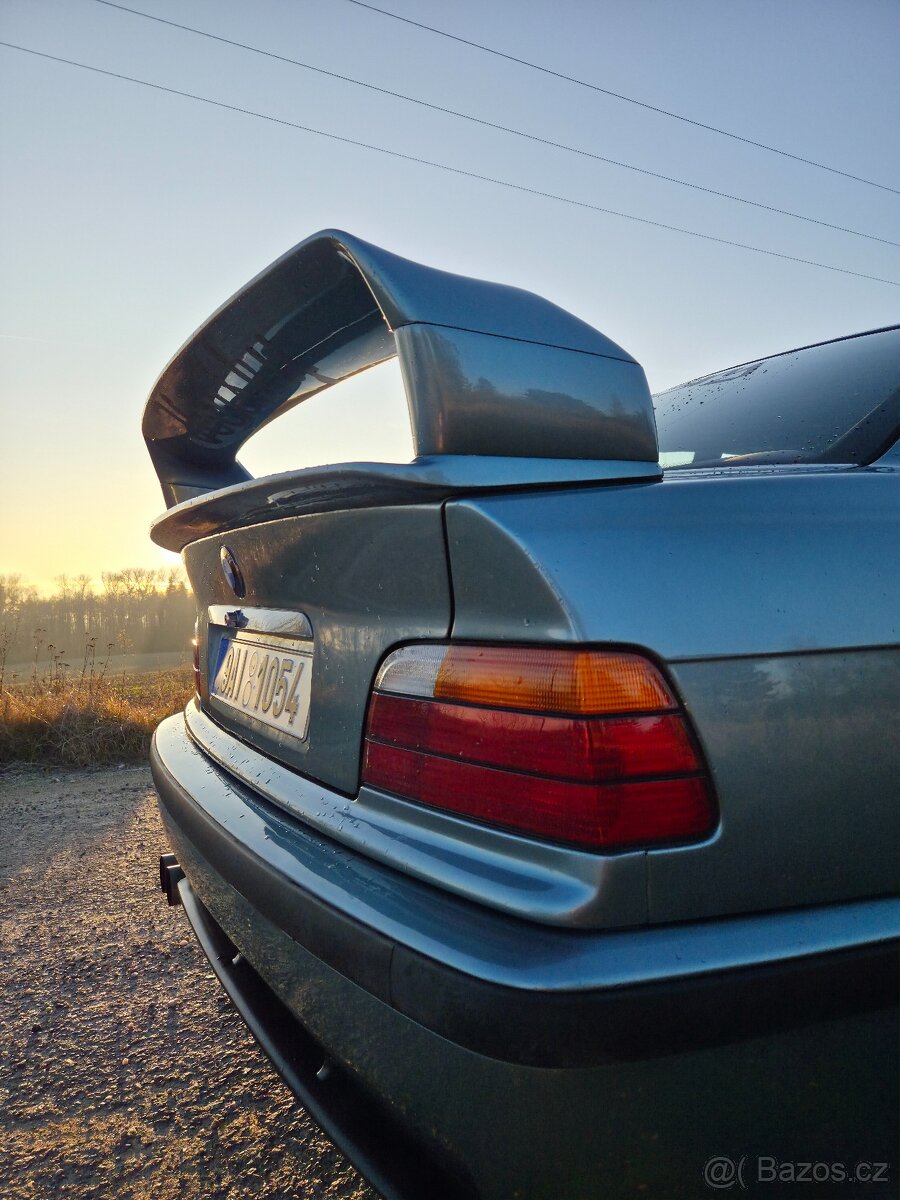 BMW e36 Coupé M52B25 - 13