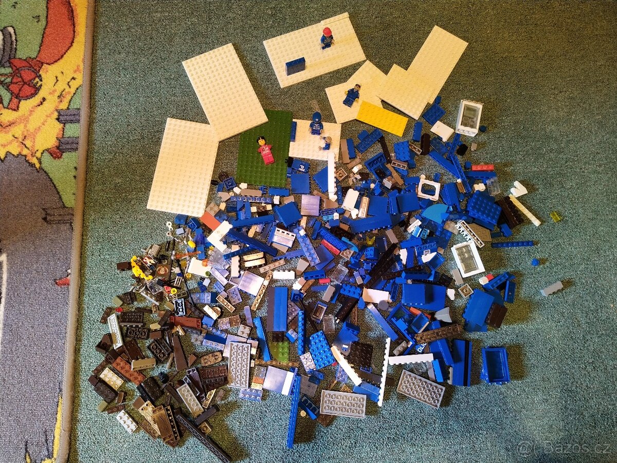 Panenky, koberec, kostky, domino, hra Krteček - 13