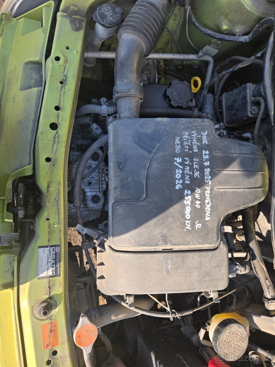 Daihatsu Sirion - 13