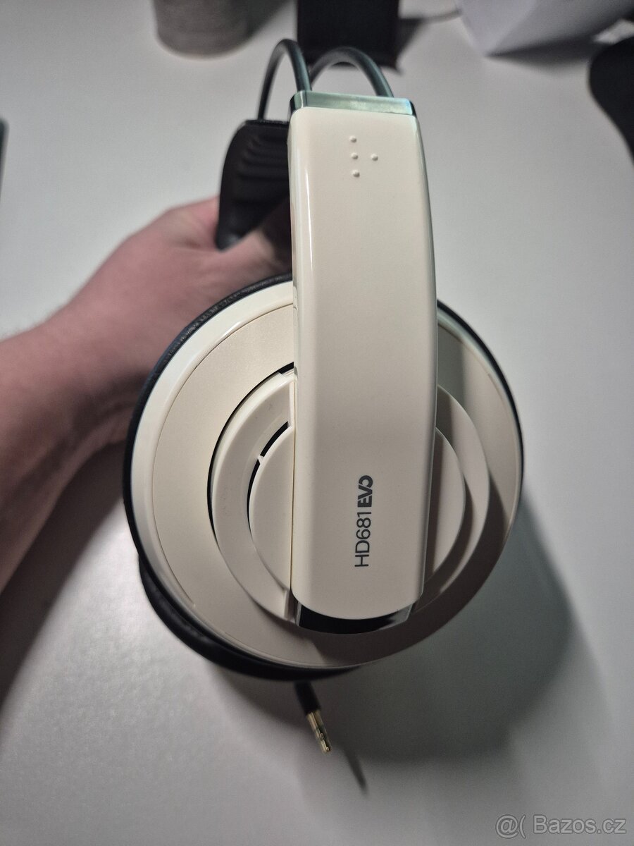 Sluchátka Superlux EVO HD681 - 13
