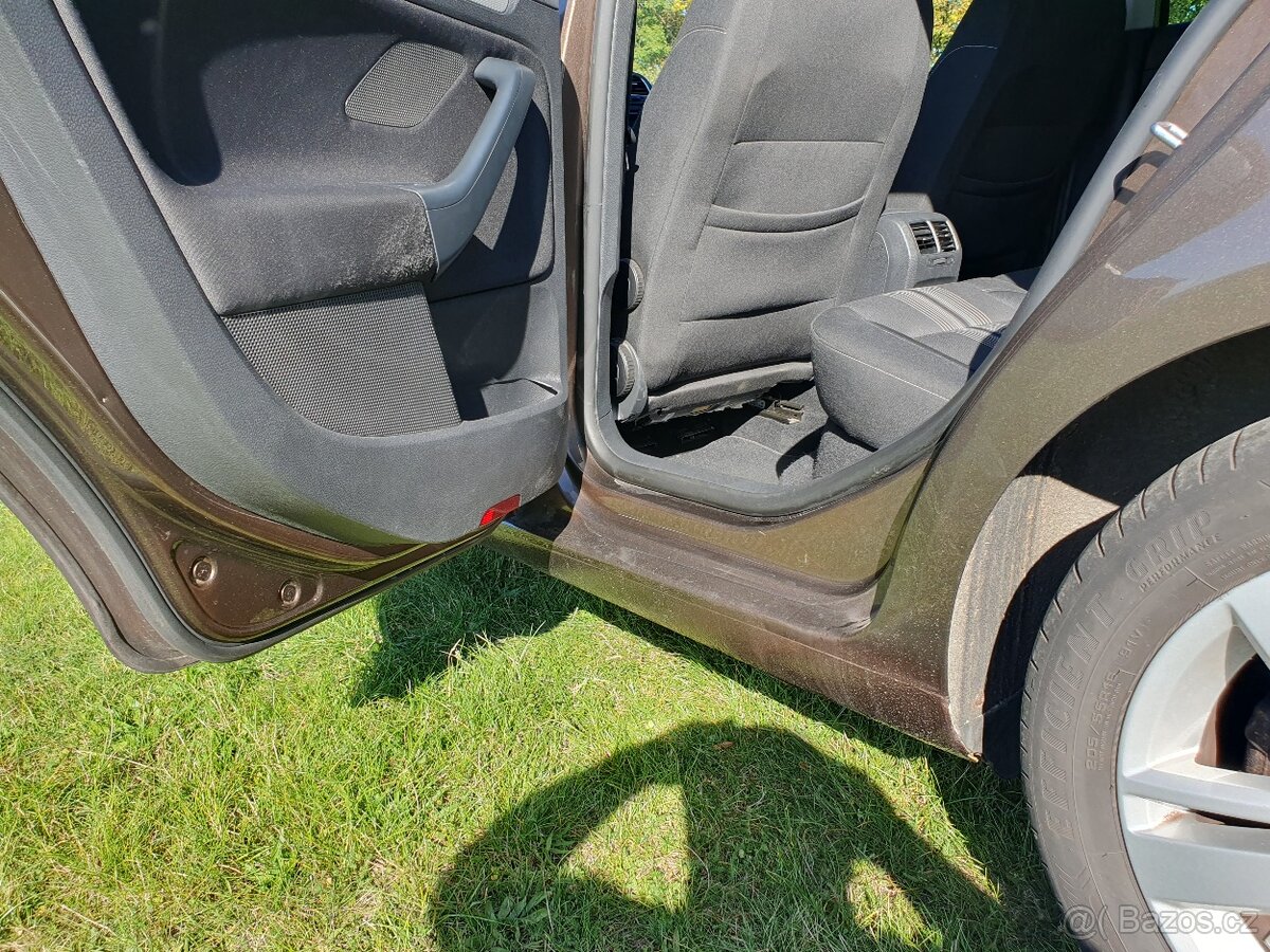 Vw Golf 6 1.4i nová stk - 13