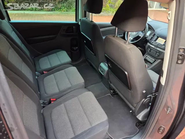 VW Sharan 2.0TDI 103kW,tažné,serviska,navi,KESSY - 13