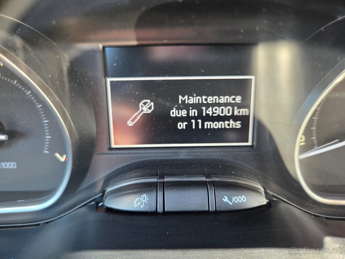 Peugeot 208 1.2PT 82 ALLURE MAN5 - 13