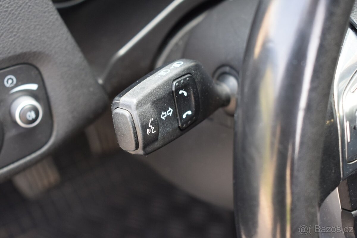 Ford Mondeo TITANIUM - 13