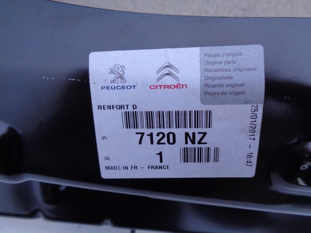 Citroen C5 III r.v. 2008 - 2017 různé originál náhradní díly - 13