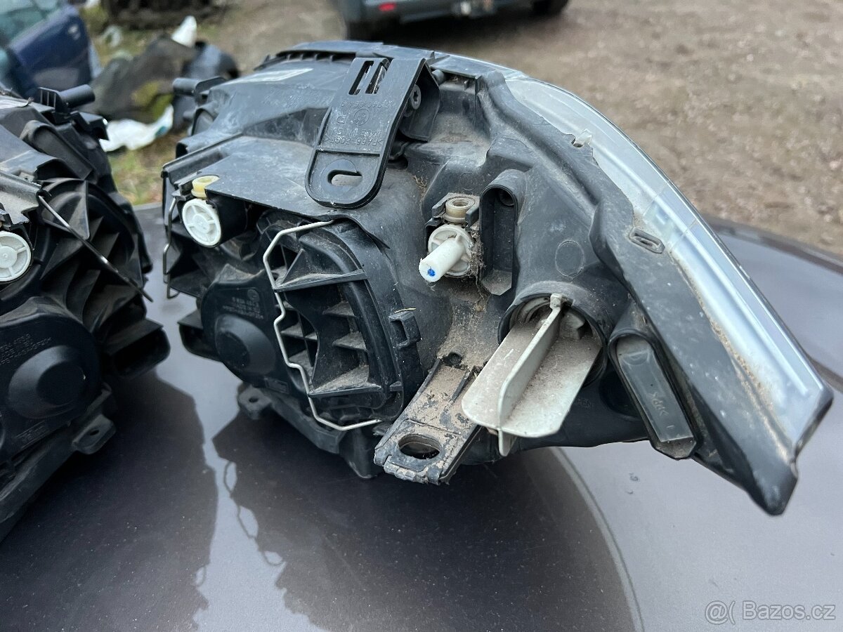 BMW 1er E81/E87 předface přední světlomety - 13
