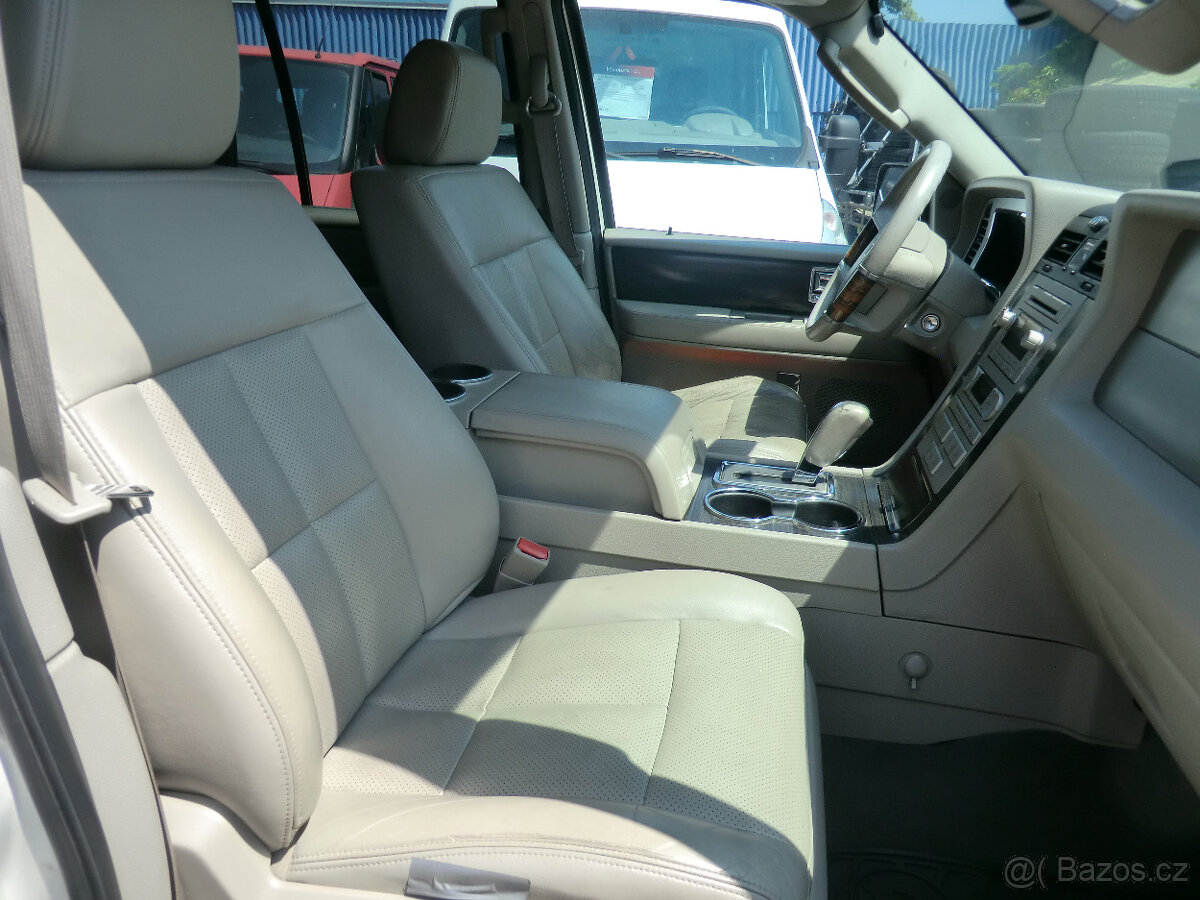 Lincoln Navigator, 5,4L V8 LPG AUTOMAT 7 MÍST TZ - 13