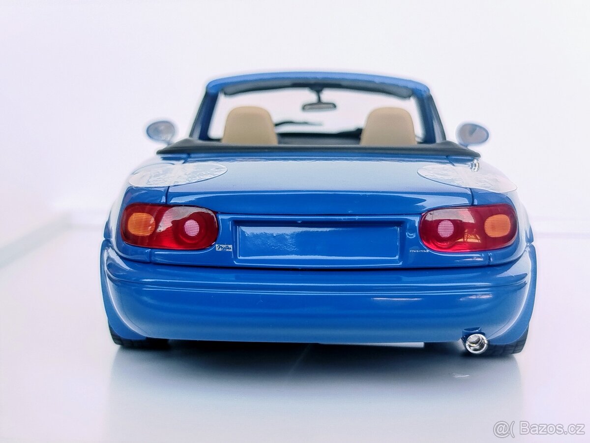 1:18 Mazda MX-5 NA Miata Gate - 13