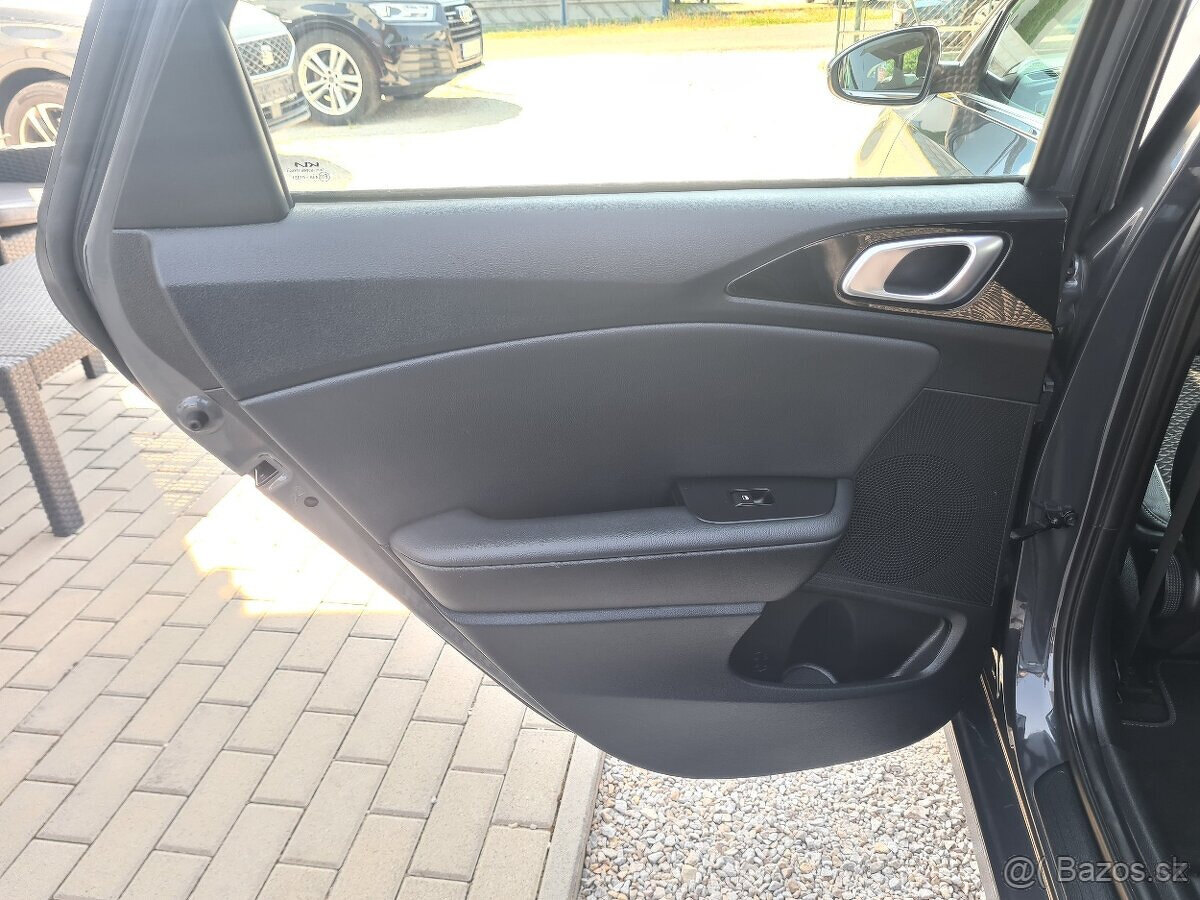 KIA CEED 1.0 T-GDI SILVER - 13